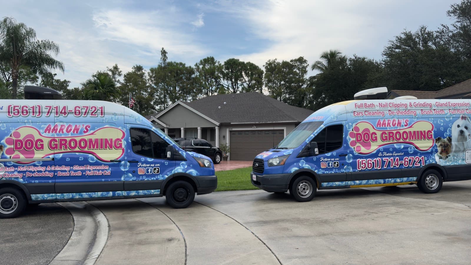 Aaron's Dog Grooming mobile grooming fleet